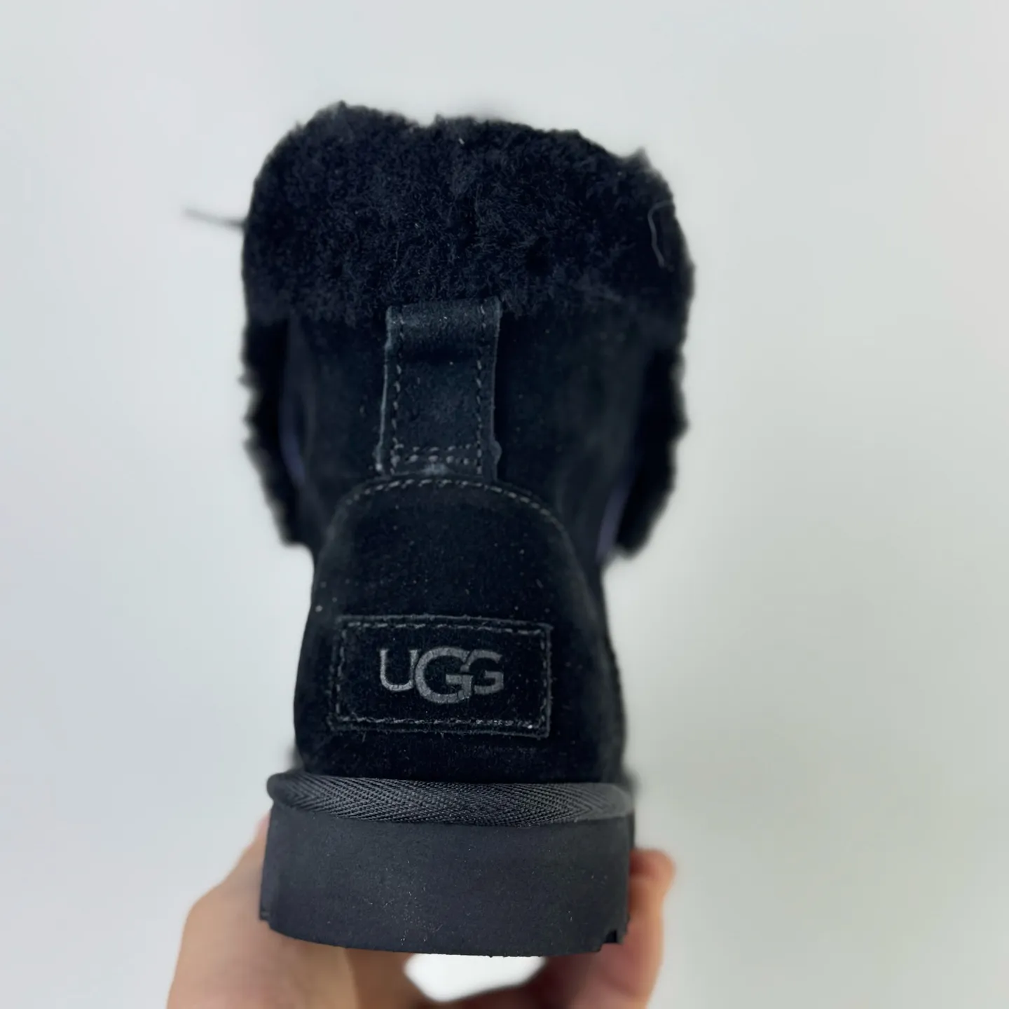 The top version in Guangzhou has arrived. Local 💰600 UGG Classic Novelty comfortable and fashionable snow boots for women have arrived 35-40
